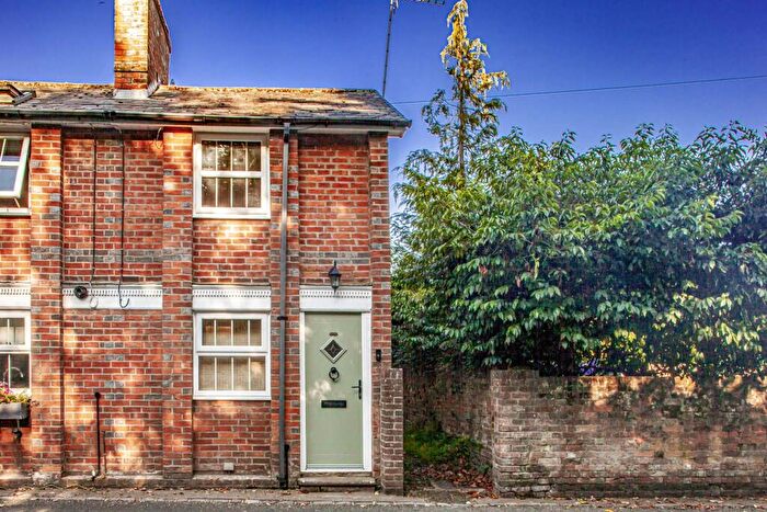 2 Bedroom Semi-Detached House For Sale In Albert Cottage, Compton, RG20