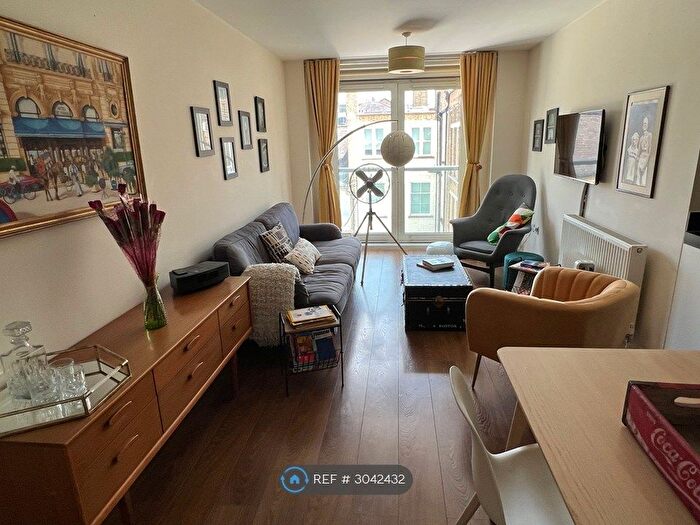 2 Bedroom Flat To Rent In Leonard Street, London, EC2A
