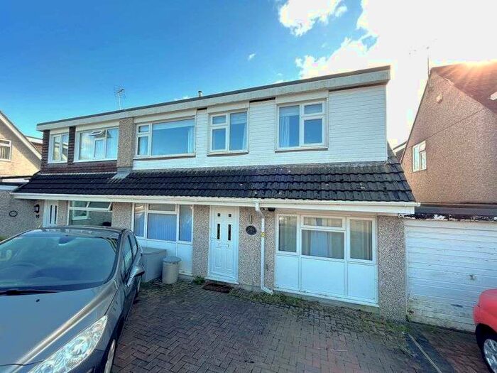 4 Bedroom Property For Sale In Mortimore Close Saltash Town, Saltash, PL12