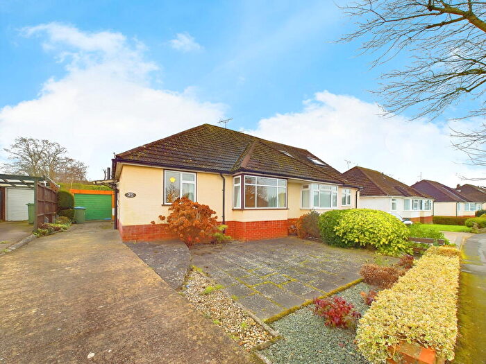 2 Bedroom Semi-Detached Bungalow For Sale In Ringley Road, Horsham, RH12