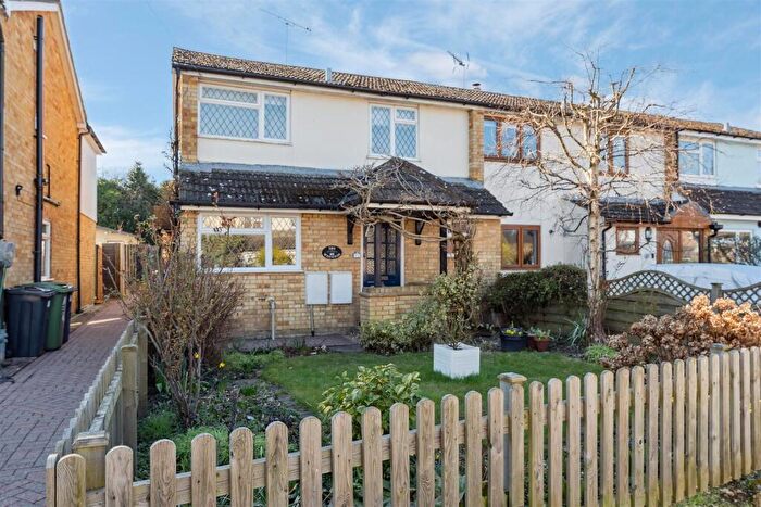 3 Bedroom End Of Terrace House For Sale In Winters Way, Holmer Green, High Wycombe, HP15