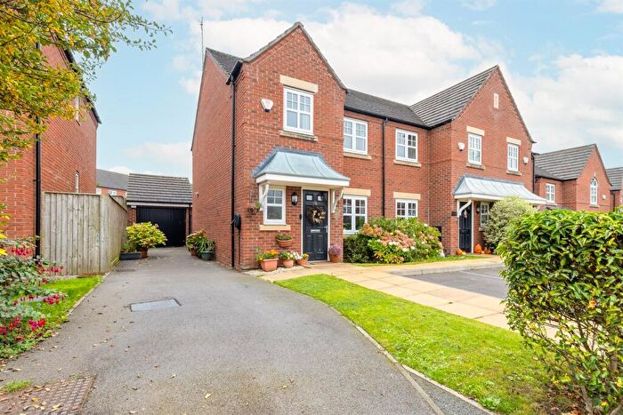 3 Bedroom Semi Detached House For Sale In Holford Drive, Winsford, CW7