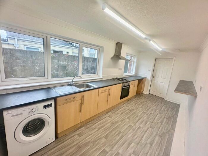 1 Bedroom Bungalow To Rent In Brady Street, Sunderland, Tyne And Wear, SR4