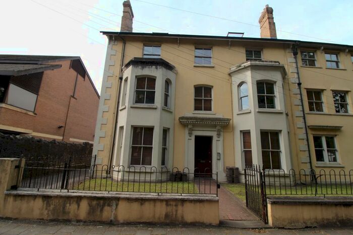 1 Bedroom Flat To Rent In The Parade, Roath, Cardiff, CF24