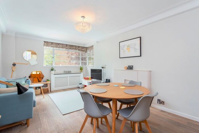 2 Bedroom Flat To Rent In Sheen Road, Richmond, TW9