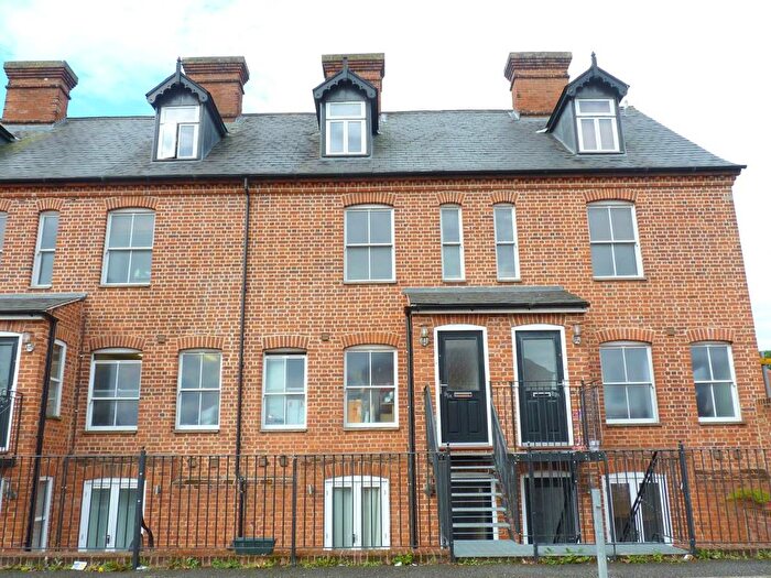 2 Bedroom Flat To Rent In High Street, Haverhill, Suffolk, CB9