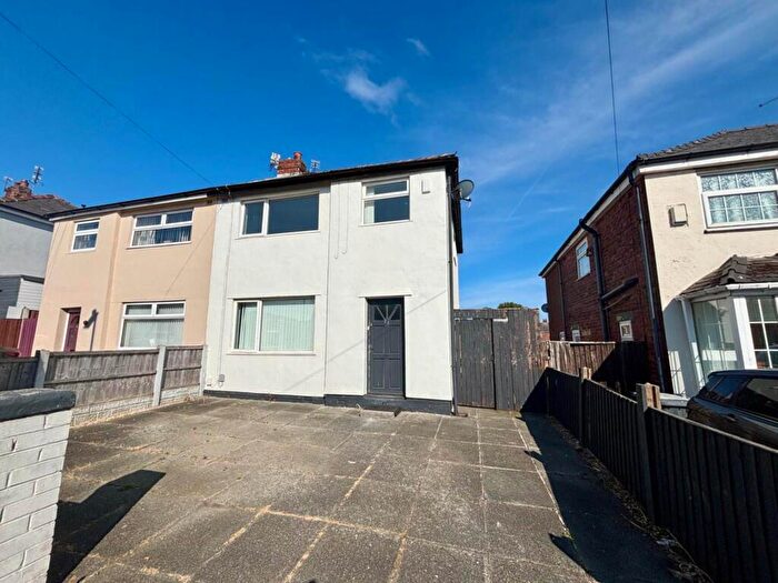 3 Bedroom Semi-Detached House To Rent In Ash Grove, Prescot., L35