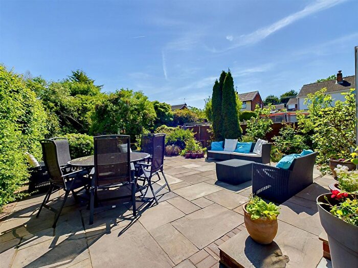 4 Bedroom Detached House For Sale In Meadow Road, Malvern, WR14