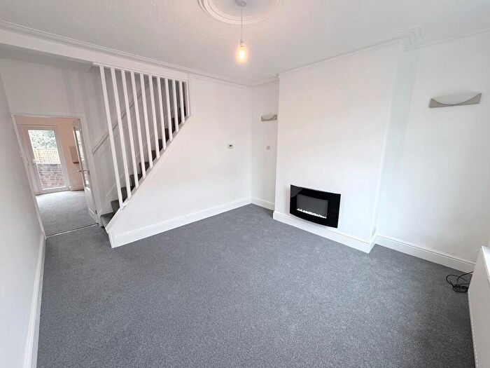 2 Bedroom Terraced House To Rent In Furlong Road, S63