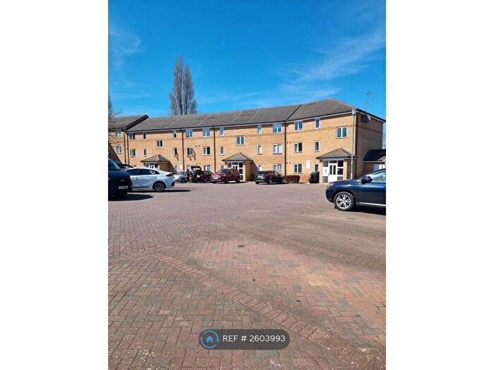 2 Bedroom Flat To Rent In Beaver Close, Morden, SM4