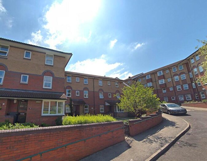 1 Bedroom Flat To Rent In Chestnut Court, Barnsley, South Yorkshire, S70