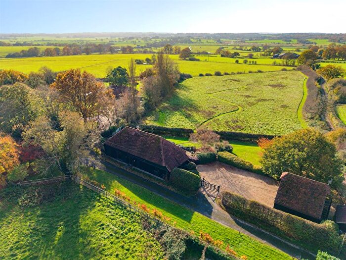 3 Bedroom Barn Conversion For Sale In Swan Street, Wittersham, Kent, TN30
