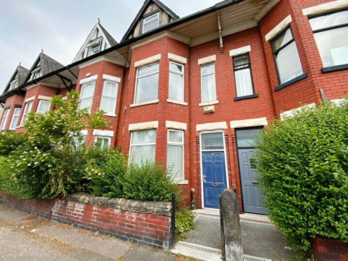 4 Bedroom Terraced House To Rent In Platt Lane, Manchester, M14