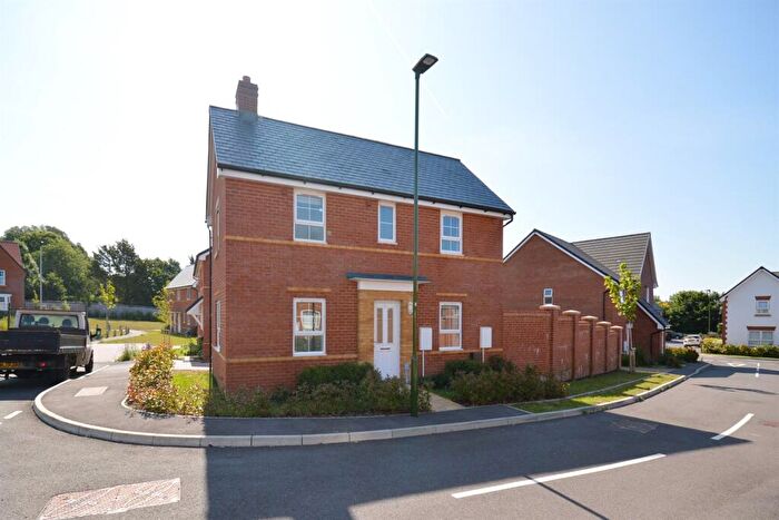 3 Bedroom Detached House To Rent In Sears Close, Westhampnett, Chichester, PO18