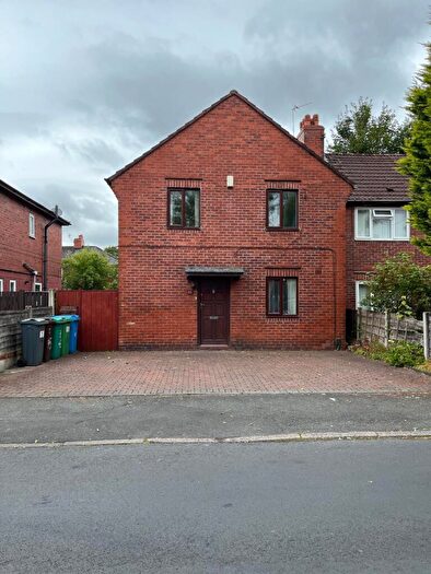 4 Bedroom House To Rent In Garswood Road, Fallowfield, M14