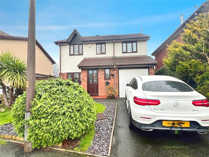 4 Bedroom Detached House For Sale In Bramble Close, Cradley Heath, West Midlands, B64