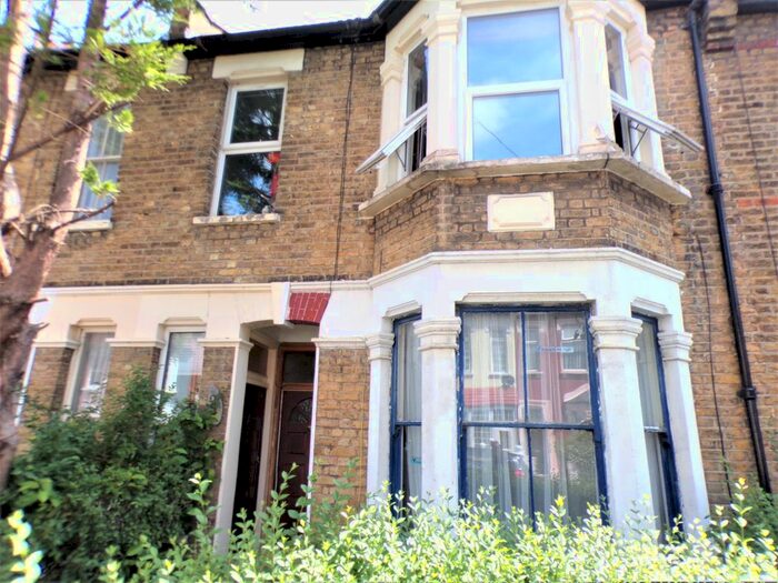 3 Bedroom Maisonette To Rent In Albert Road, London, E10