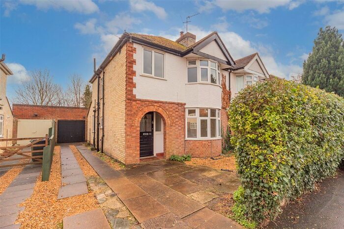 3 Bedroom Semi-Detached House To Rent In Eachard Road, Cambridge, Cambridgeshire, CB3
