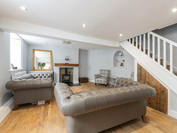 2 Bedroom End Of Terrace House For Sale In Hound Street, Sherborne, DT9