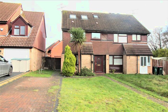4 Bedroom Property To Rent In Capsey Road, Ifield, Crawley RH11