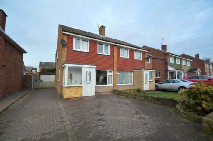 3 Bedroom Semi-Detached House To Rent In Ribblesdale Avenue, Garforth, LS25