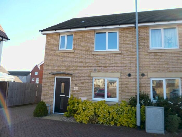 3 Bedroom Property To Rent In Vickers Way, Cambourne, Cambridge, CB23