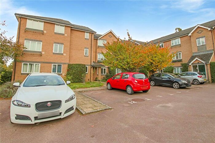 1 Bedroom Apartment To Rent In Hedingham Mews, All Saints Avenue, Maidenhead, Berkshire, SL6