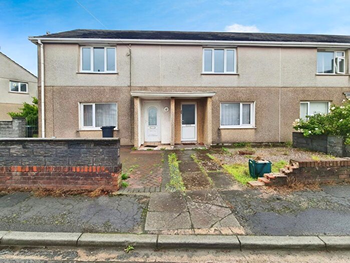 2 Bedroom Flat To Rent In Dalton Road, Port Talbot, SA12