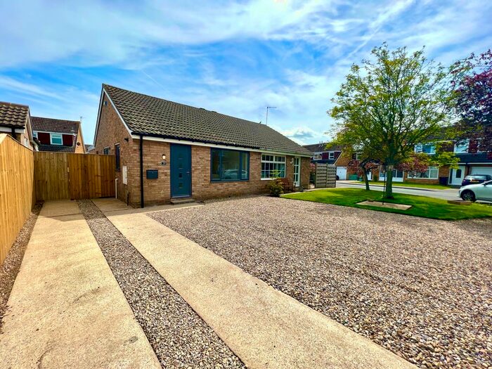 2 Bedroom Bungalow To Rent In Castle Close, York, North Yorkshire, YO32
