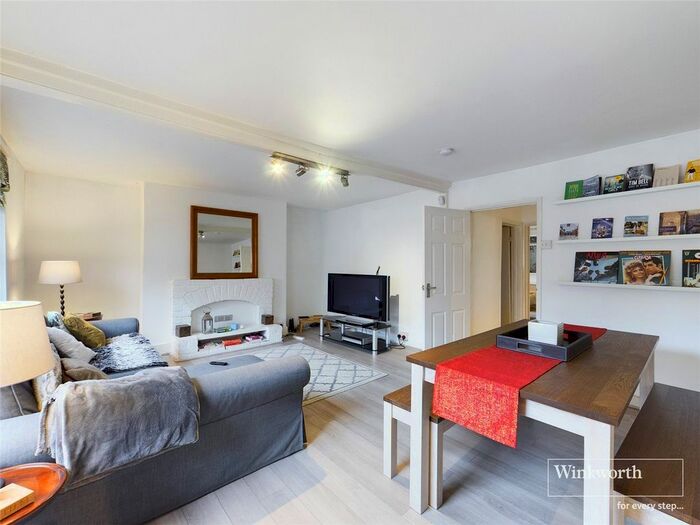 1 Bedroom Flat To Rent In Castle Hill, Reading, Berkshire, RG1