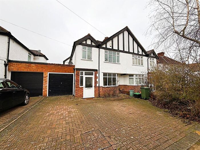 4 Bedroom Semi Detached House To Rent In Crescent Drive, Petts Wood, BR5