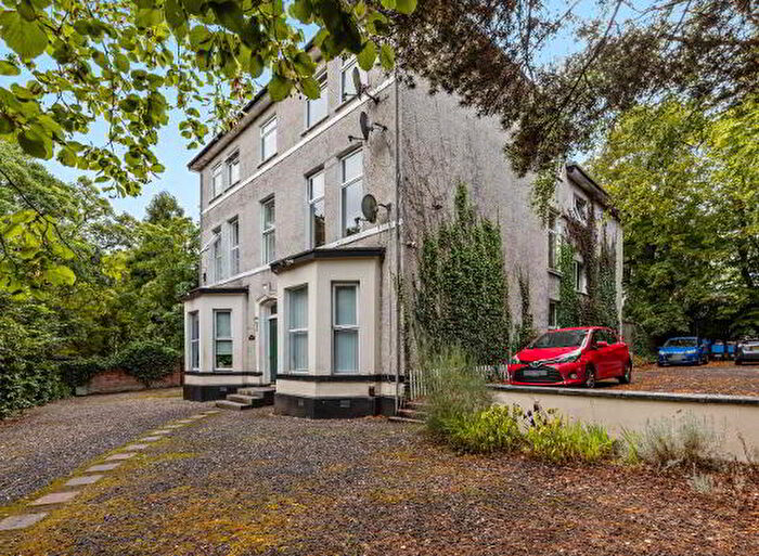 3 Bedroom Apartment / Flats For Sale In Apartment Ardilea House Chichester Park South, Belfast, BT15