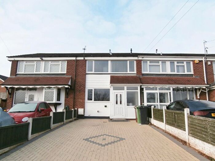 3 Bedroom Terraced House To Rent In Beacon Road, Great Barr, B43