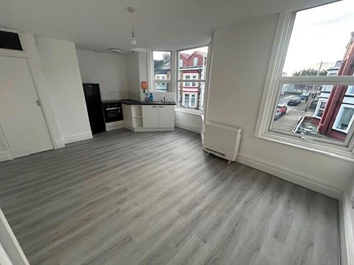 Apartment To Rent In Osborne Road, Blackpool., FY4