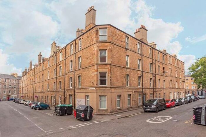 2 Bedroom Flat To Rent In Tarvit Street, Edinburgh, EH3