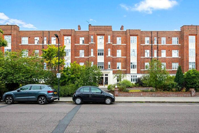 Apartment To Rent In Belsize Grove, Belsize Park, NW3