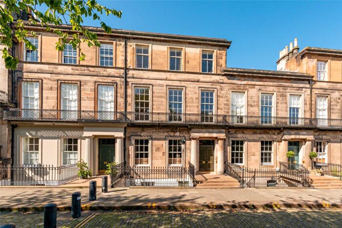 4 Bedroom Terraced House For Sale In Regent Terrace, Edinburgh, EH7