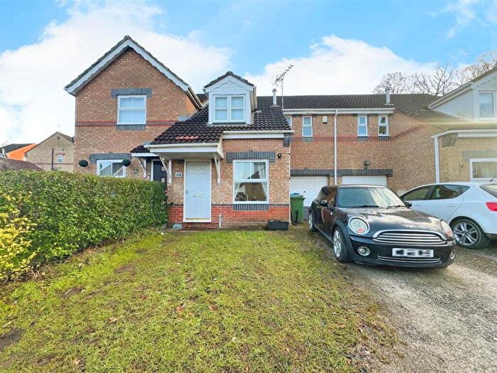 3 Bedroom Terraced House For Sale In St. Marks Close, Worksop, S81