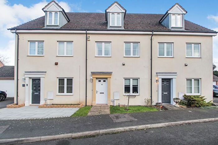 4 Bedroom Terraced House For Sale In Harewelle Way, Harrold, MK43