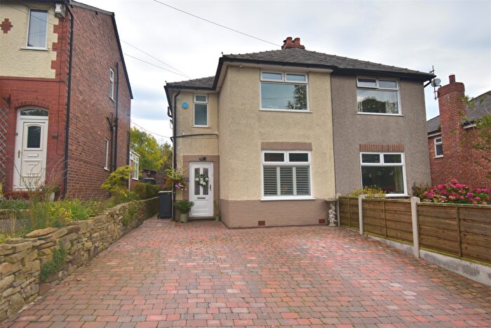 3 Bedroom Semi-Detached House For Sale In St. Marys Road, New Mills, High Peak, SK22
