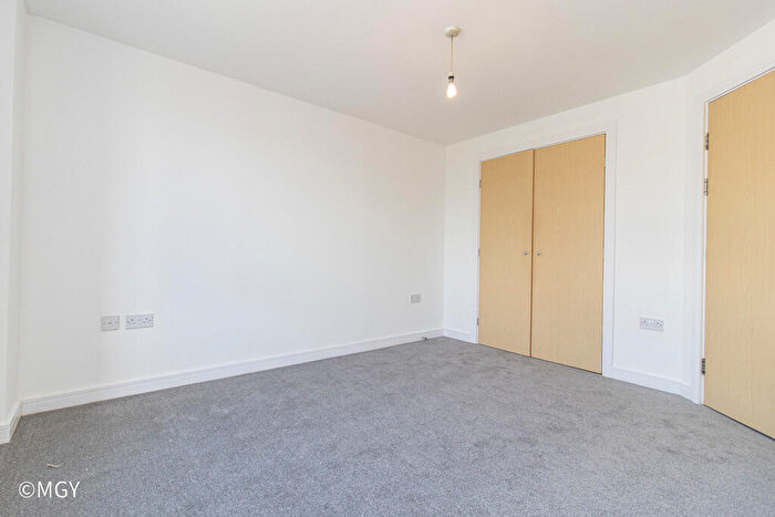 2 Bedroom Apartment To Rent In Overstone Court, Dumballs Road, Cardiff, CF10