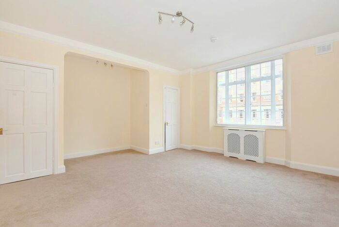 Studio To Rent In Upper Woburn Place, Euston, London, WC1H