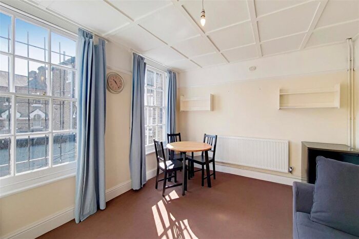 3 Bedroom Maisonette To Rent In Dartmouth Road, Forest Hill, SE23