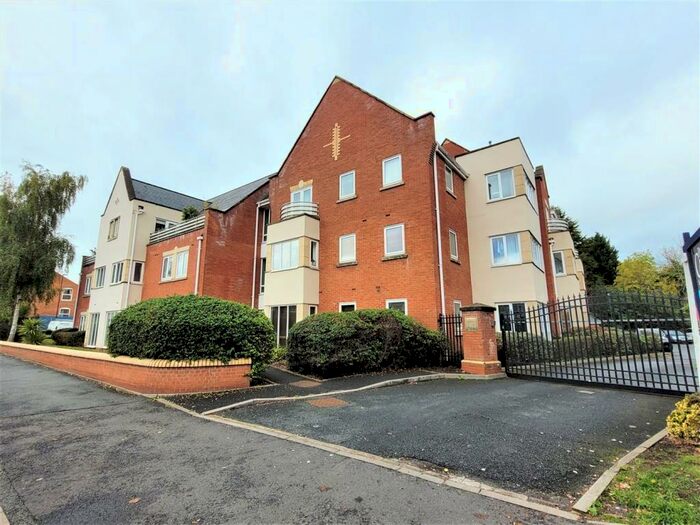 2 Bedroom Flat To Rent In Station Road, Wylde Green, Sutton Coldfield, B73