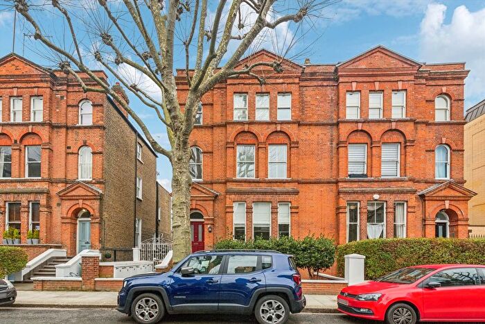 1 Bedroom Flat To Rent In Auriol Road, London, W14
