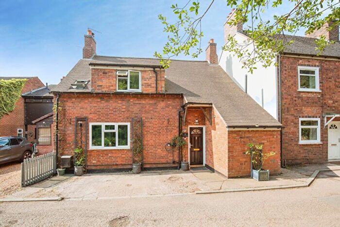 3 Bedroom Detached House For Sale In The Rookery, Birchley Heath, Nuneaton, CV10
