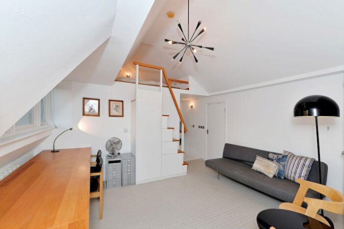 1 Bedroom Flat To Rent In Ladbroke Grove, London, W11