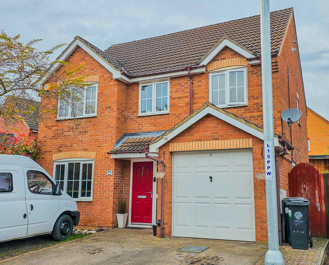 4 Bedroom Detached House To Rent In Lodge Way, Irthlingborough, NN9