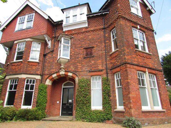 1 Bedroom Flat To Rent In Boyne Park, Tunbridge Wells, TN4