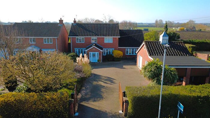 5 Bedroom Detached House For Sale In Soke Road, Newborough, Peterborough, PE6